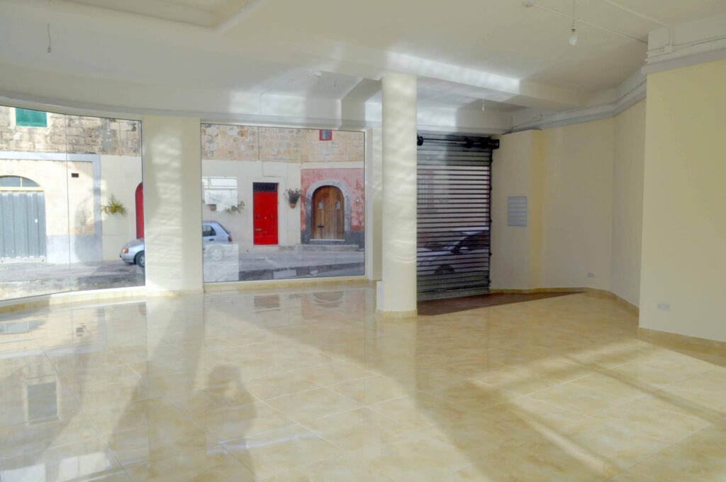 Class 4B finished premises offers flexibility to suit your business needs.